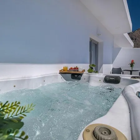 Secret Mirage * Perissa (Santorini)