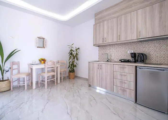 Secret Mirage * Perissa (Santorini)