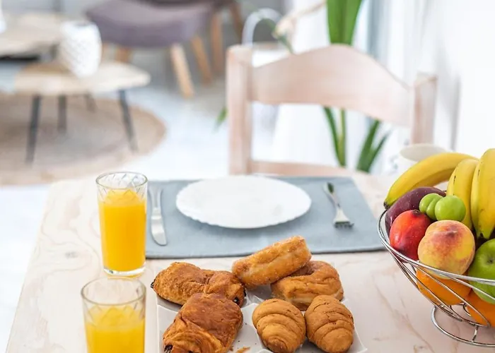 Secret Mirage * Perissa (Santorini)